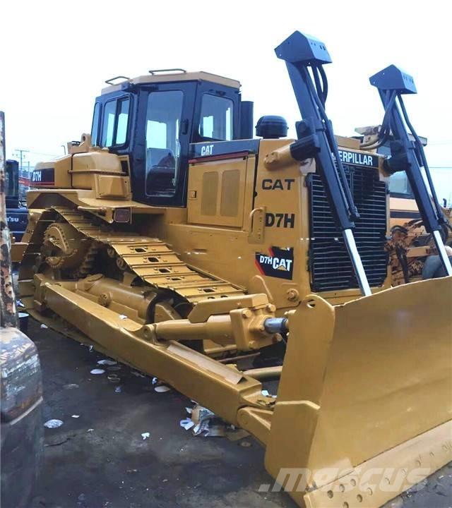 CAT D7H Гусеничні бульдозери