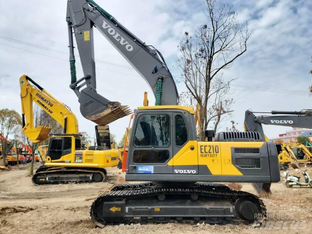 Volvo EC 210 Гусеничні екскаватори