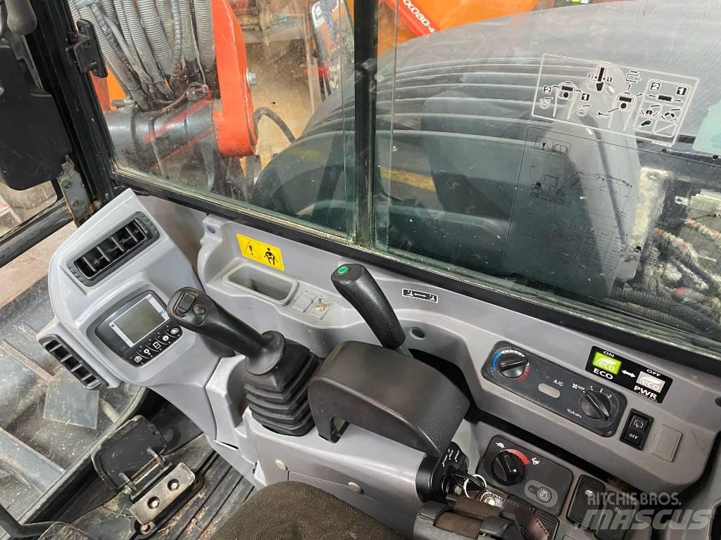 Kubota KX 080-4 Середні екскаватори 7т. - 12т.