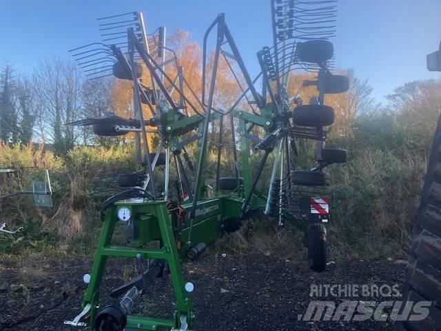 Fendt Former 671 Граблі і сінозворушувачі