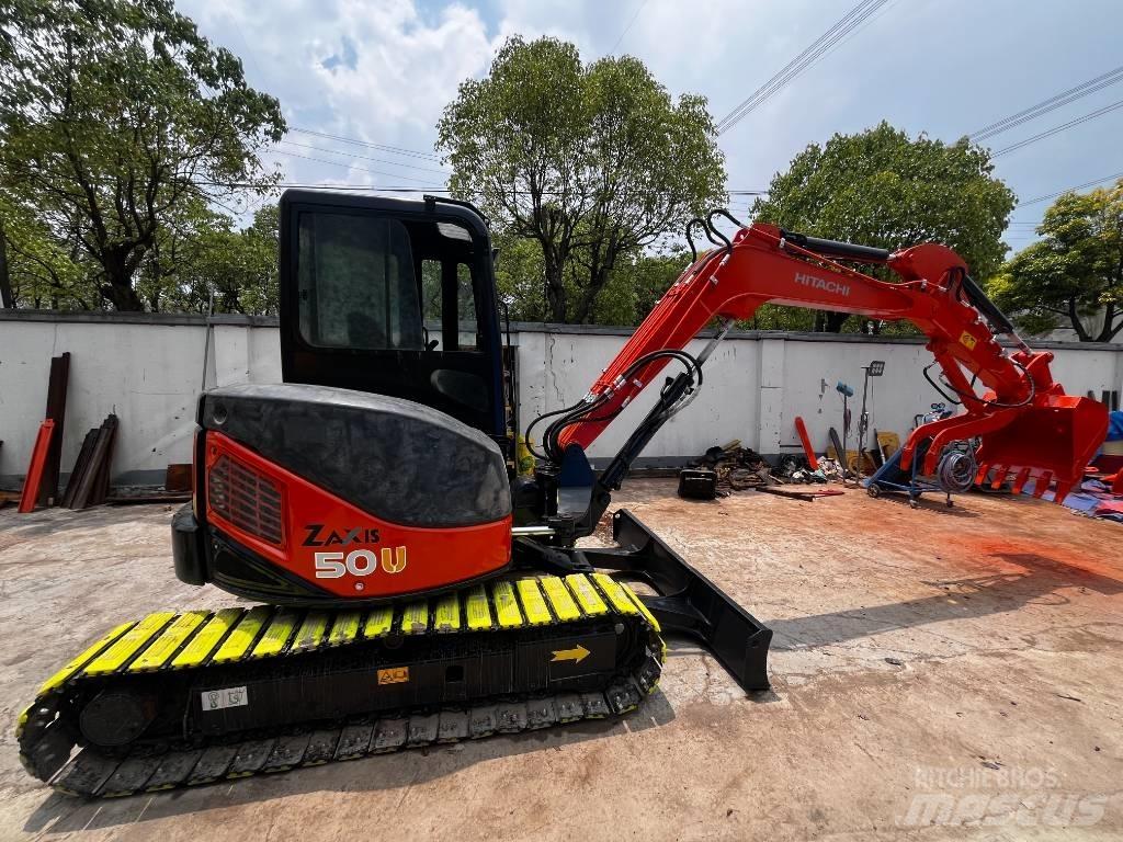 Hitachi ZX 50 U Міні-екскаватори < 7т