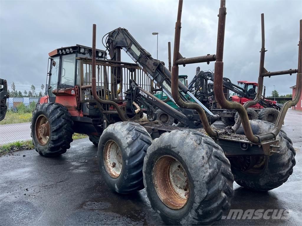 Valmet 836 Форвардери