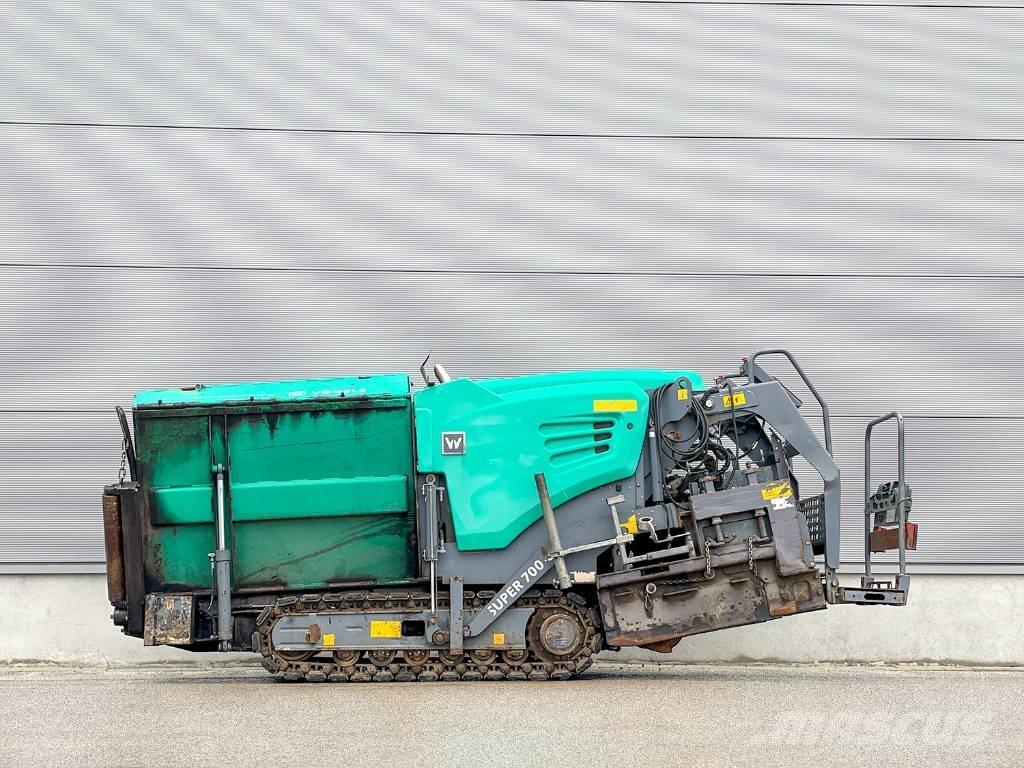 Vögele SUPER 700-3i Асфальтовкладачі