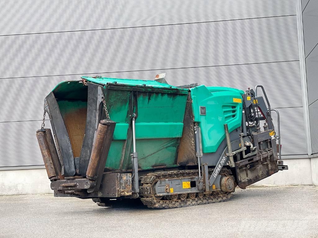 Vögele SUPER 700-3i Асфальтовкладачі