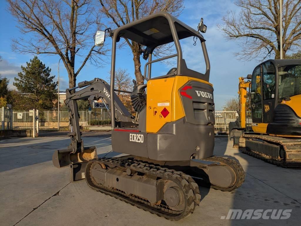 Volvo ECR 25 D Міні-екскаватори < 7т