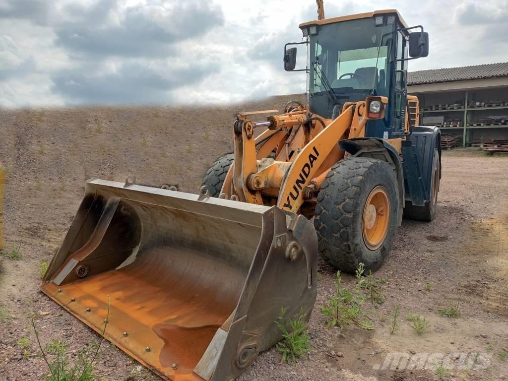 Hyundai 730-9A Фронтальні навантажувачі
