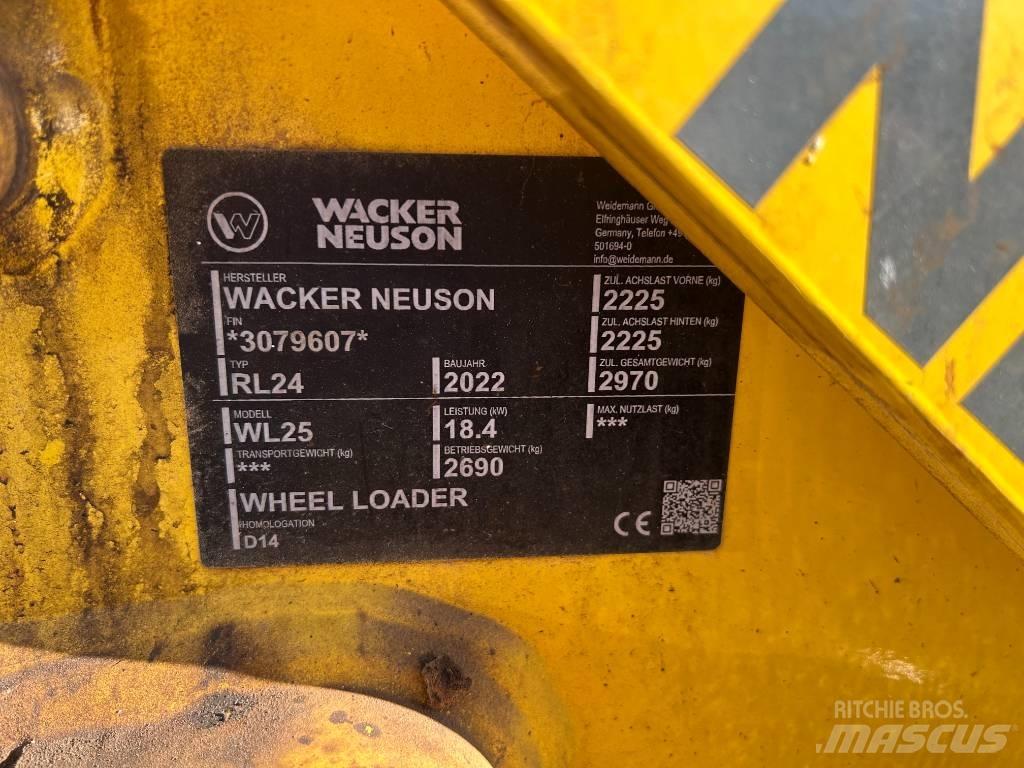 Wacker Neuson WL 25 Фронтальні навантажувачі