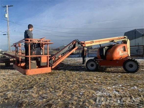 JLG 600AJ Колінчаті підйомники