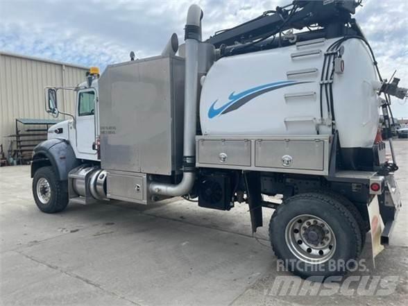 Peterbilt 348 Комбі/Вакуумні вантажівки