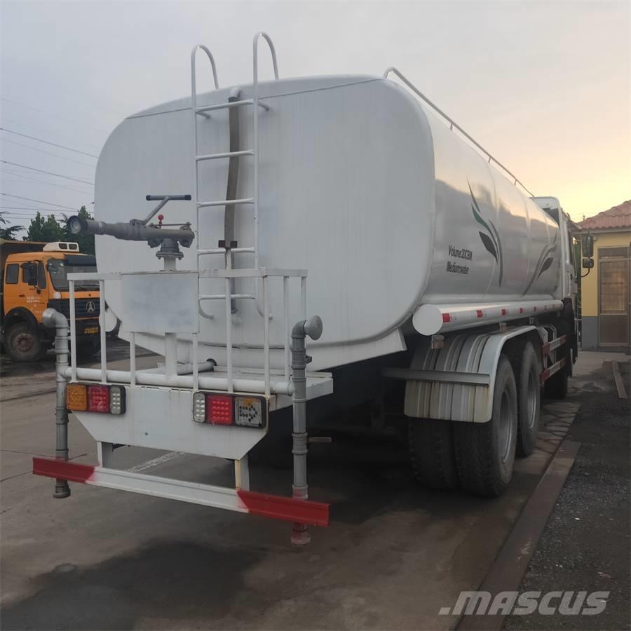 Howo 371 6x4 Поливальні машини