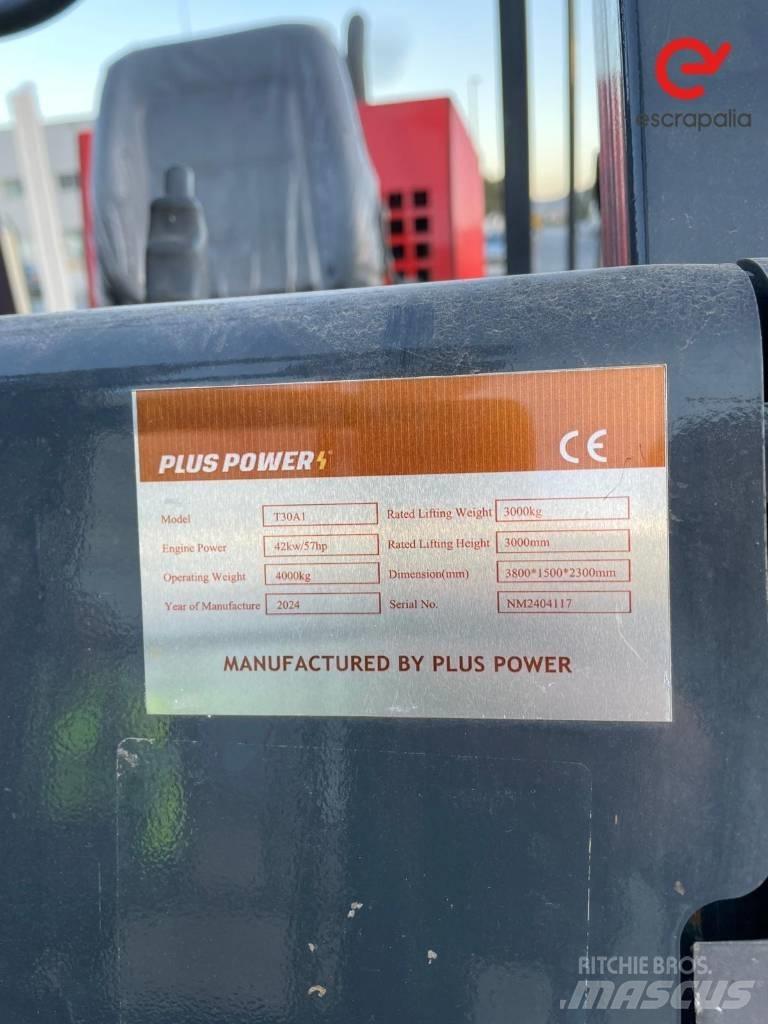 Plus Power T30A1 Телескопічні навантажувачі