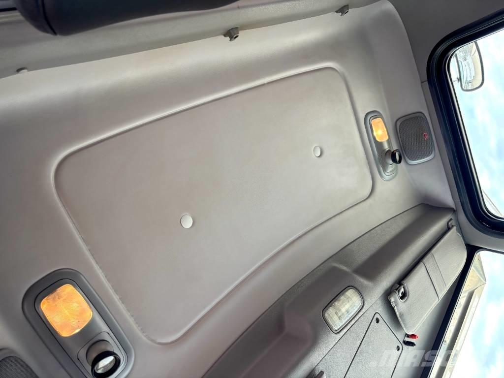 Peterbilt 389 Тягачі