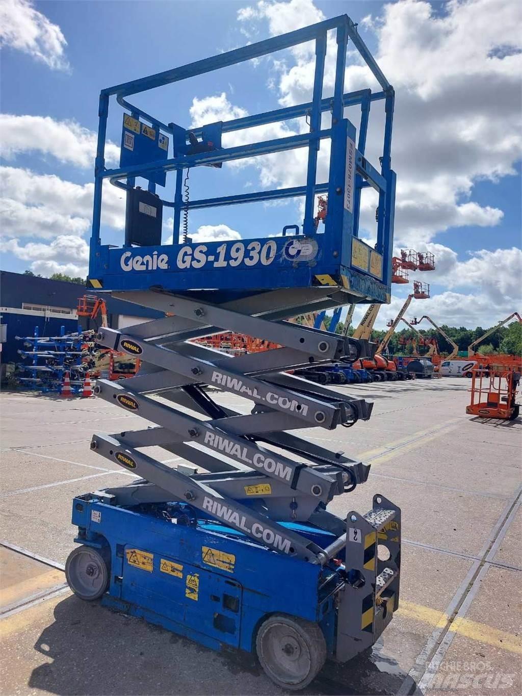 Genie GS1930 Підйомники-ножиці