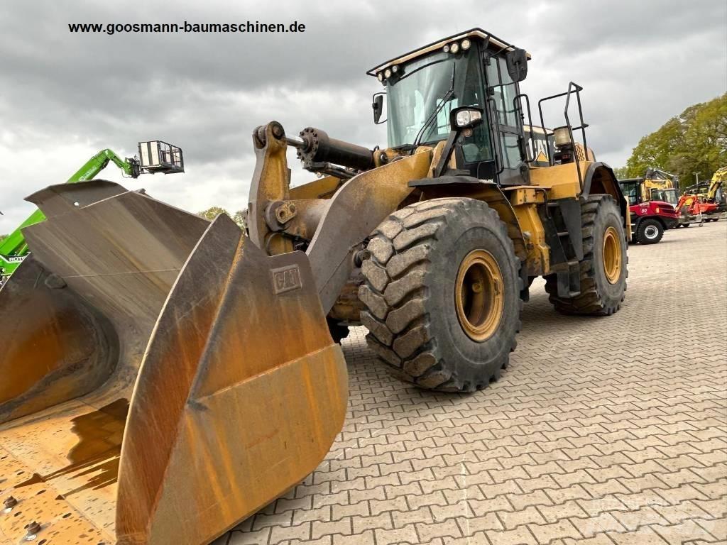 CAT 972 M Фронтальні навантажувачі