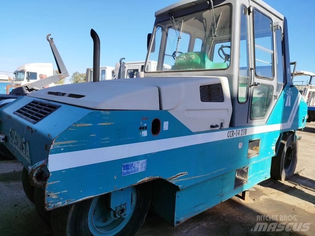 Corinsa CCR 1421 Пневматичні катки