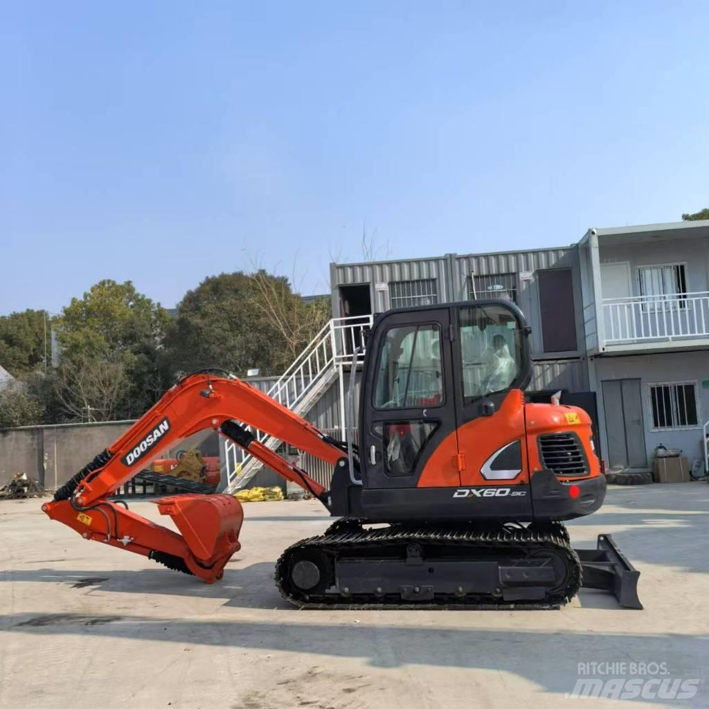Doosan DX60-9C Міні-екскаватори < 7т