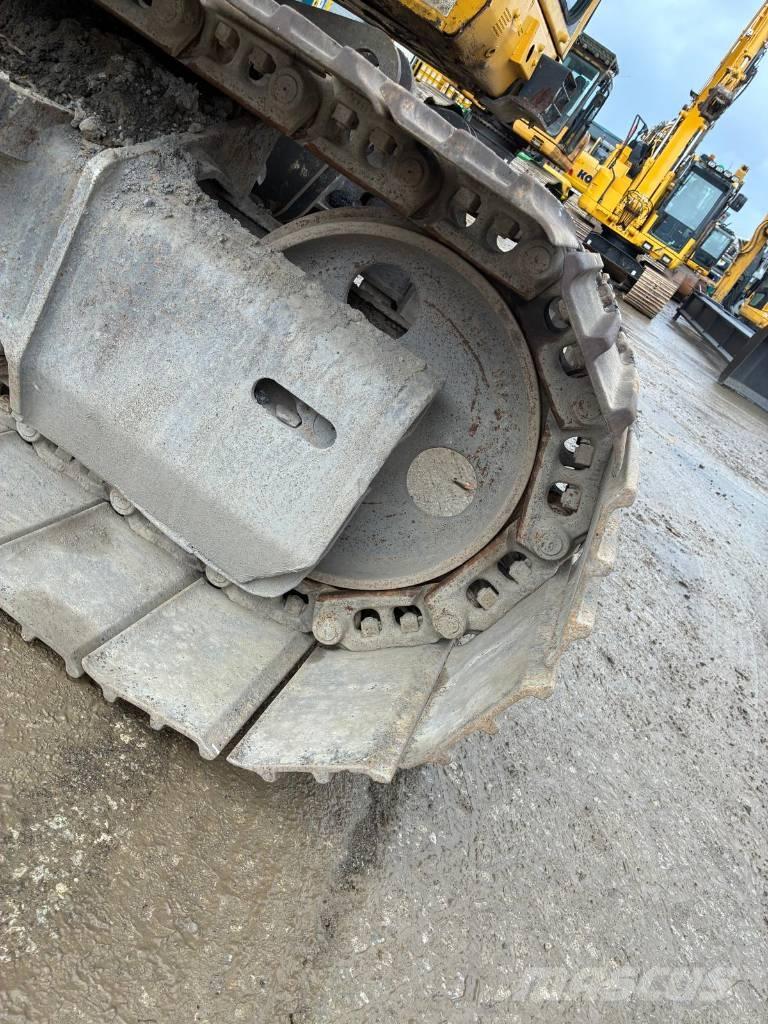 Komatsu PC138US-10 Гусеничні екскаватори