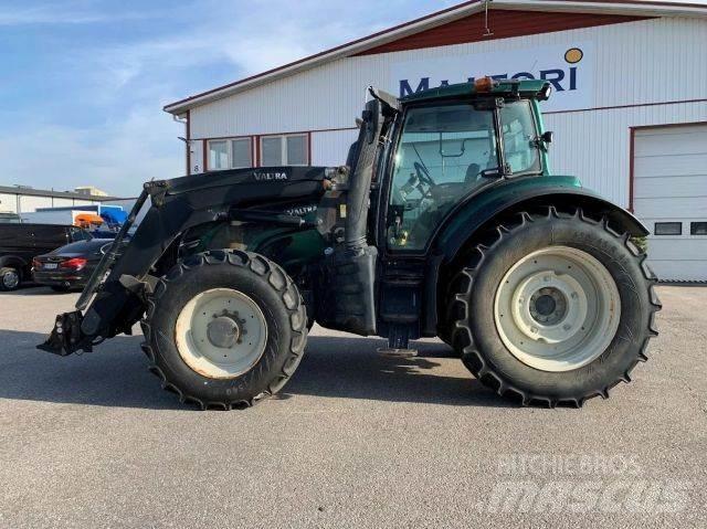 Valtra T234 Direct Трактори