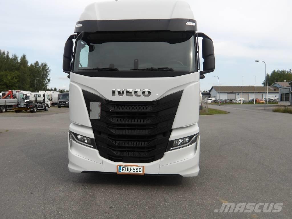 Iveco AS 440 STX Тягачі