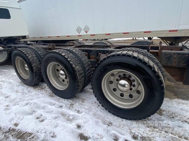 Western Star 4900SB Тягачі