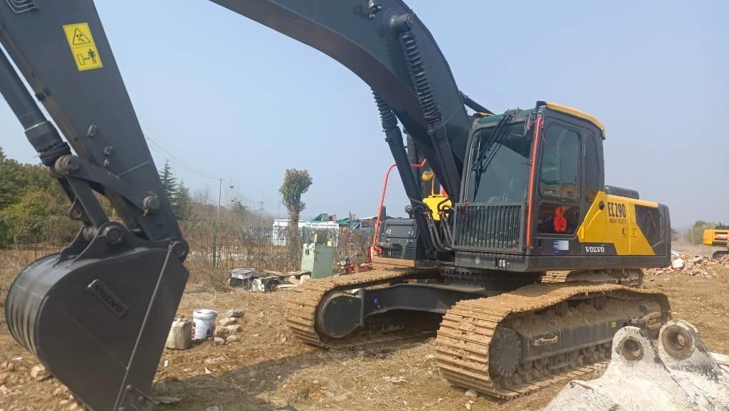 Volvo EC 290 B LC Гусеничні екскаватори