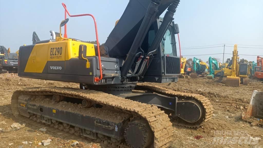 Volvo EC 290 B LC Гусеничні екскаватори