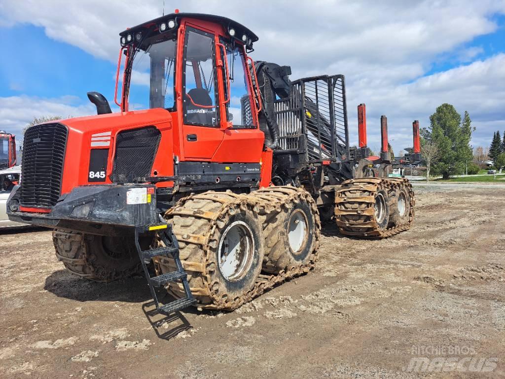 Komatsu 845 Форвардери