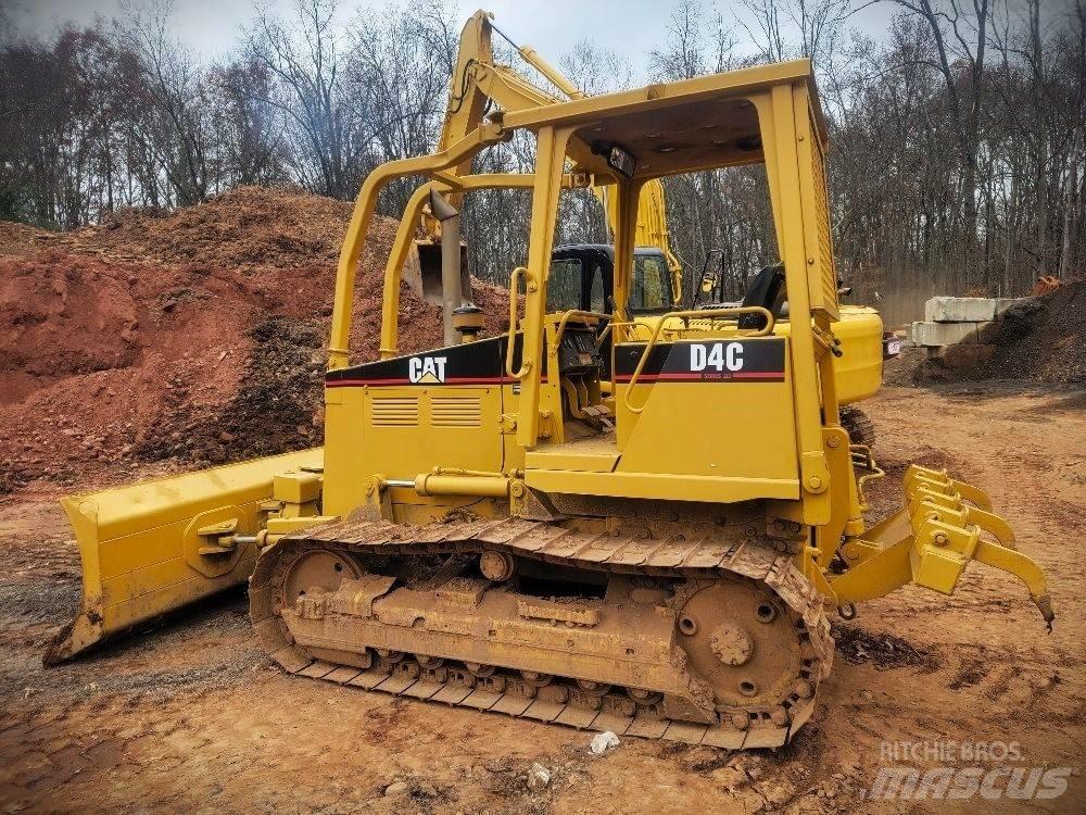 CAT D 4 C Гусеничні бульдозери