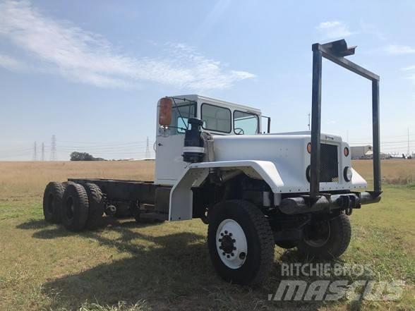 Diamond T M13 Шасі з кабіною