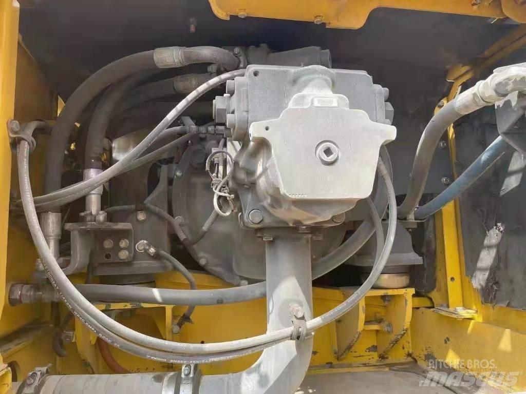 Komatsu PC 360-7 Гусеничні екскаватори