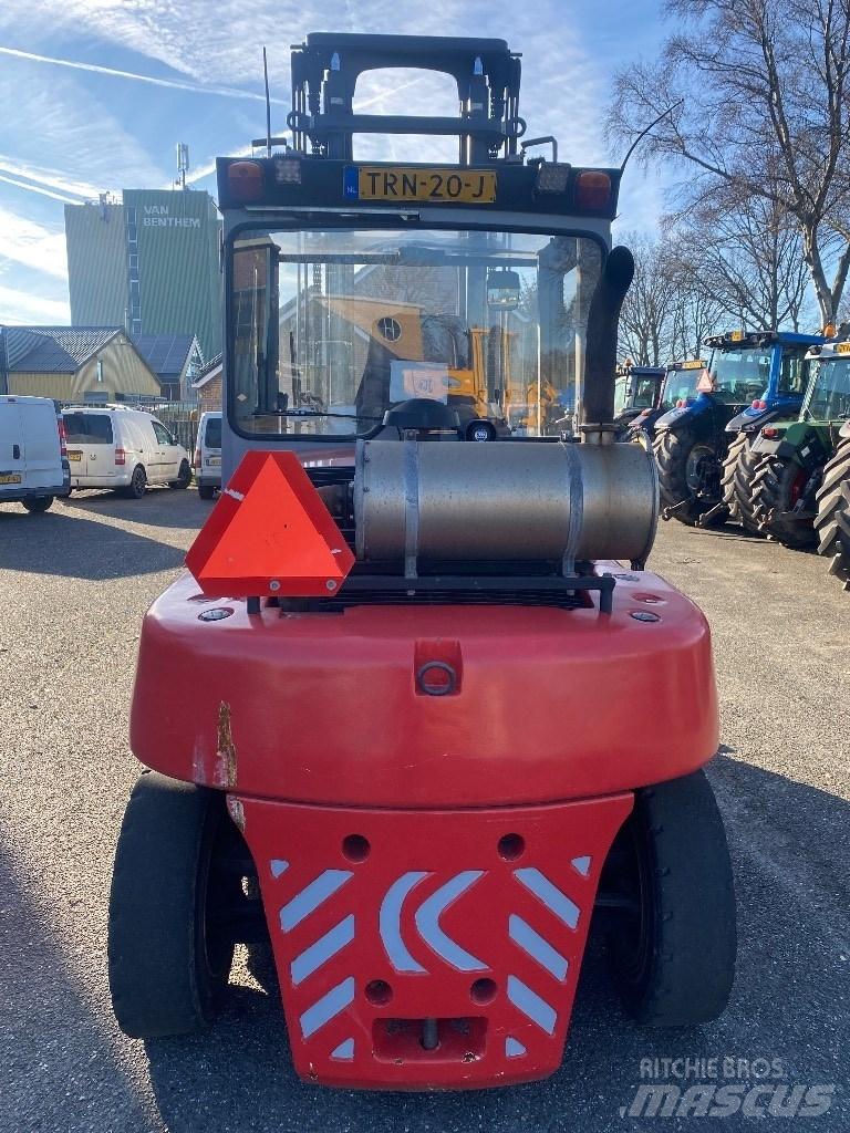Kalmar DCE 70-6 HE Дизельні навантажувачі