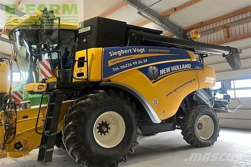 New Holland cr8080 Зернозбиральні комбайни