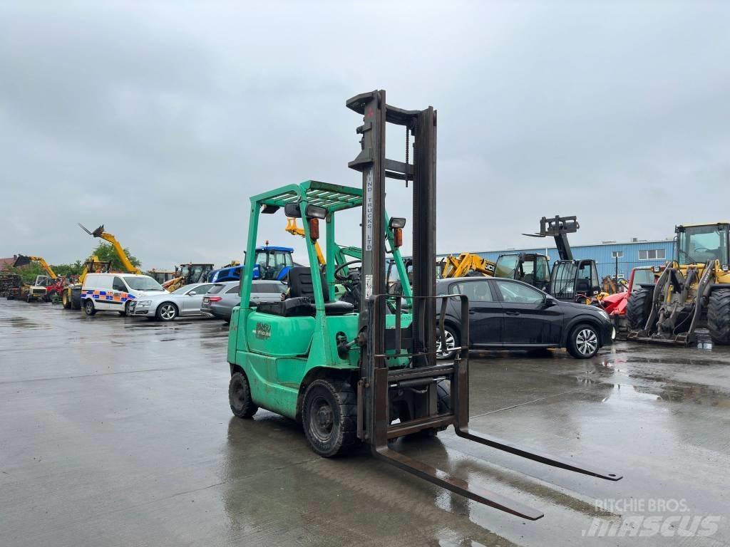 Mitsubishi FD15 Дизельні навантажувачі