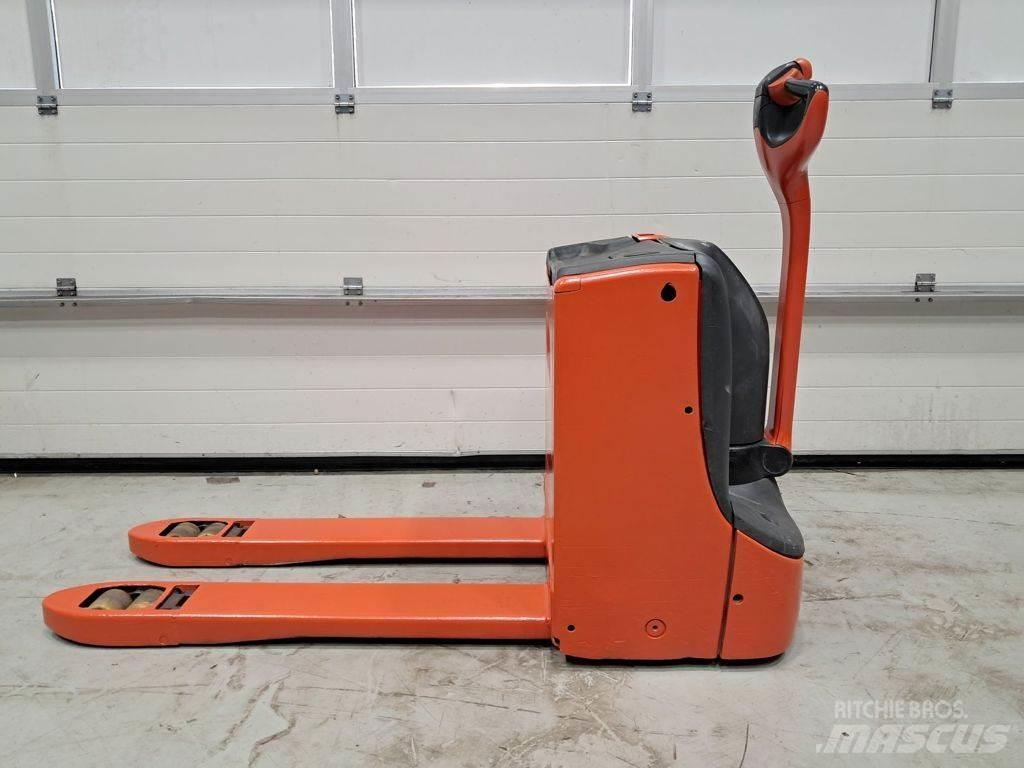Linde T16 Штабелери