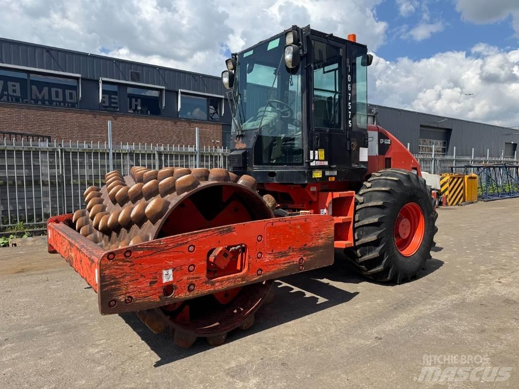 CAT CP 533 E Грунтові котки