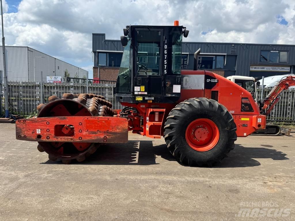 CAT CP 533 E Грунтові котки