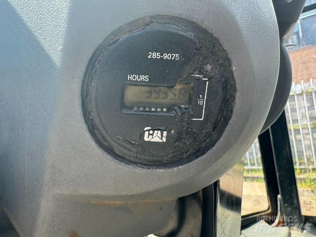 CAT CP 533 E Грунтові котки