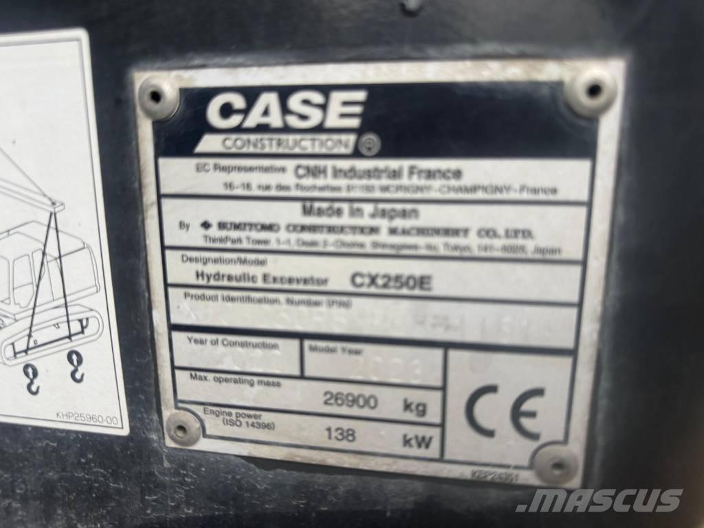 CASE CX 250 E Гусеничні екскаватори
