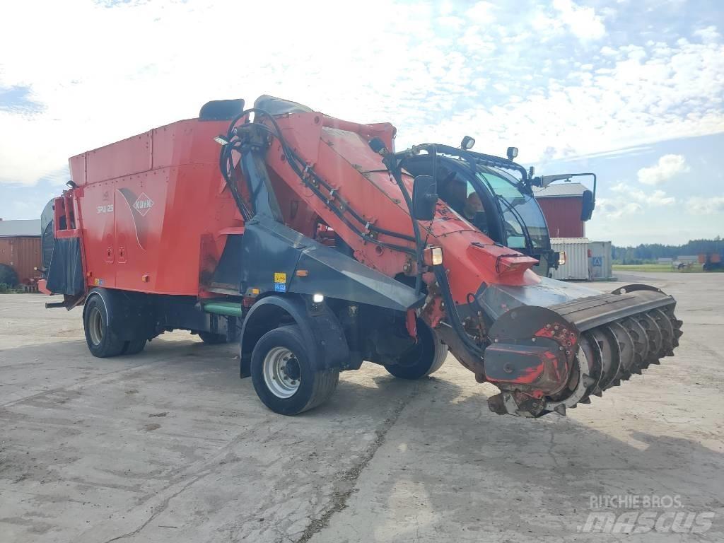 Kuhn SPW 25 Завантажувачі змішувальних машин