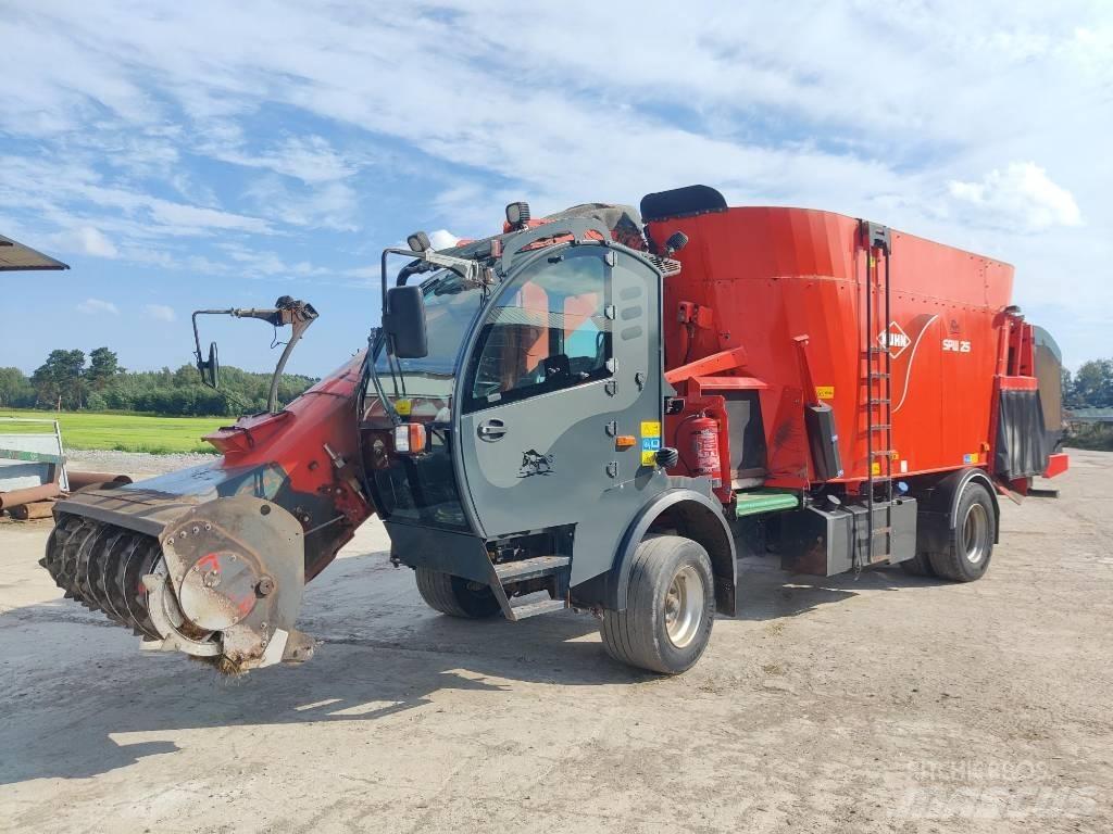 Kuhn SPW 25 Завантажувачі змішувальних машин