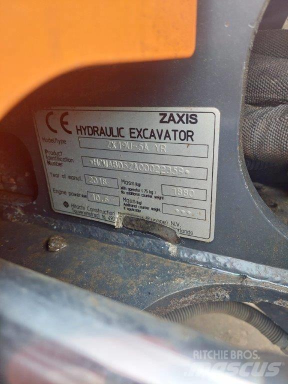 Hitachi ZX 19 U-5 Міні-екскаватори < 7т