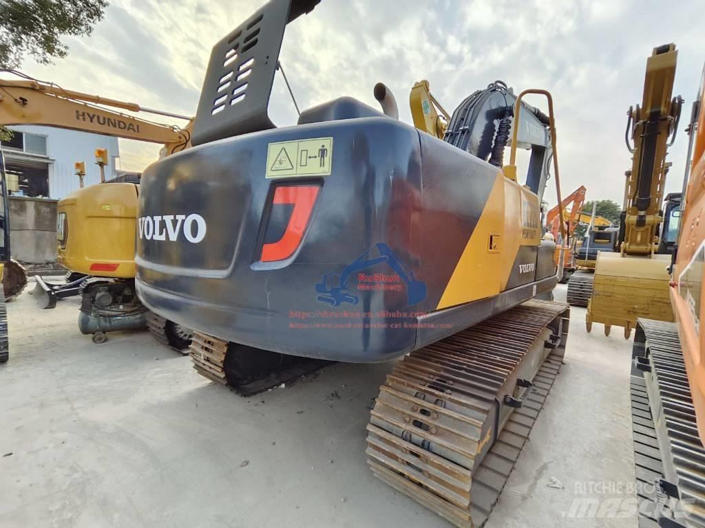 Volvo EC 220 Гусеничні екскаватори