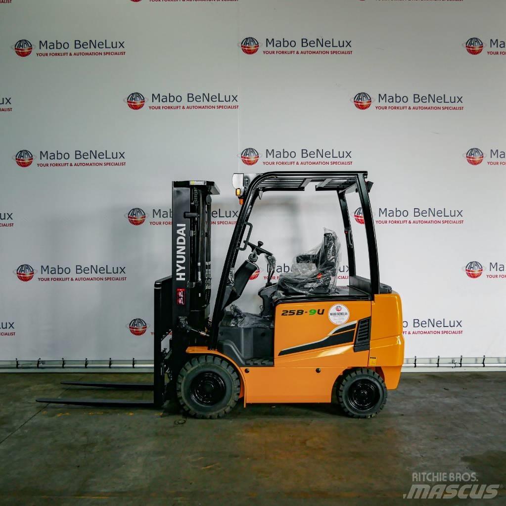 Hyundai 25B-9U Дизельні навантажувачі