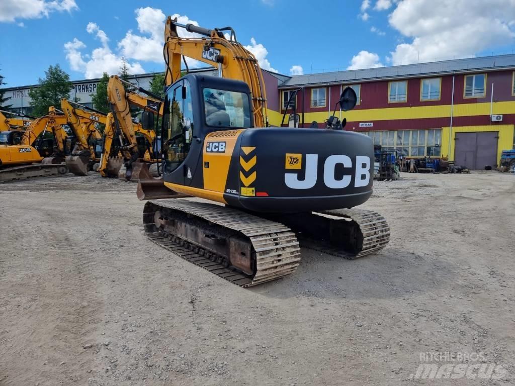 JCB JS 130 LC Гусеничні екскаватори