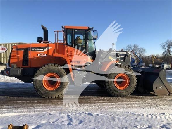 Doosan DL300 Фронтальні навантажувачі