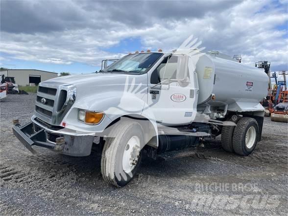 Ford F750 XL Поливальні машини