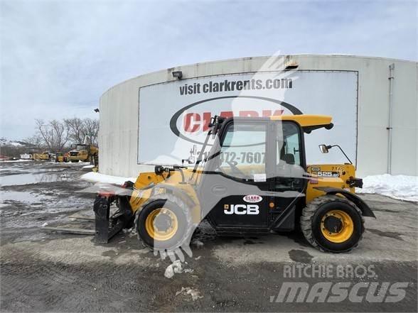 JCB 525-60 Телескопічні навантажувачі