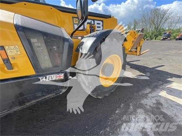 JCB 540-140 Телескопічні навантажувачі