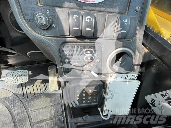 JCB 540-140 Телескопічні навантажувачі