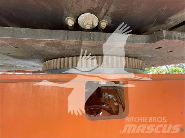 JLG 860SJ Телескопічні підйомники